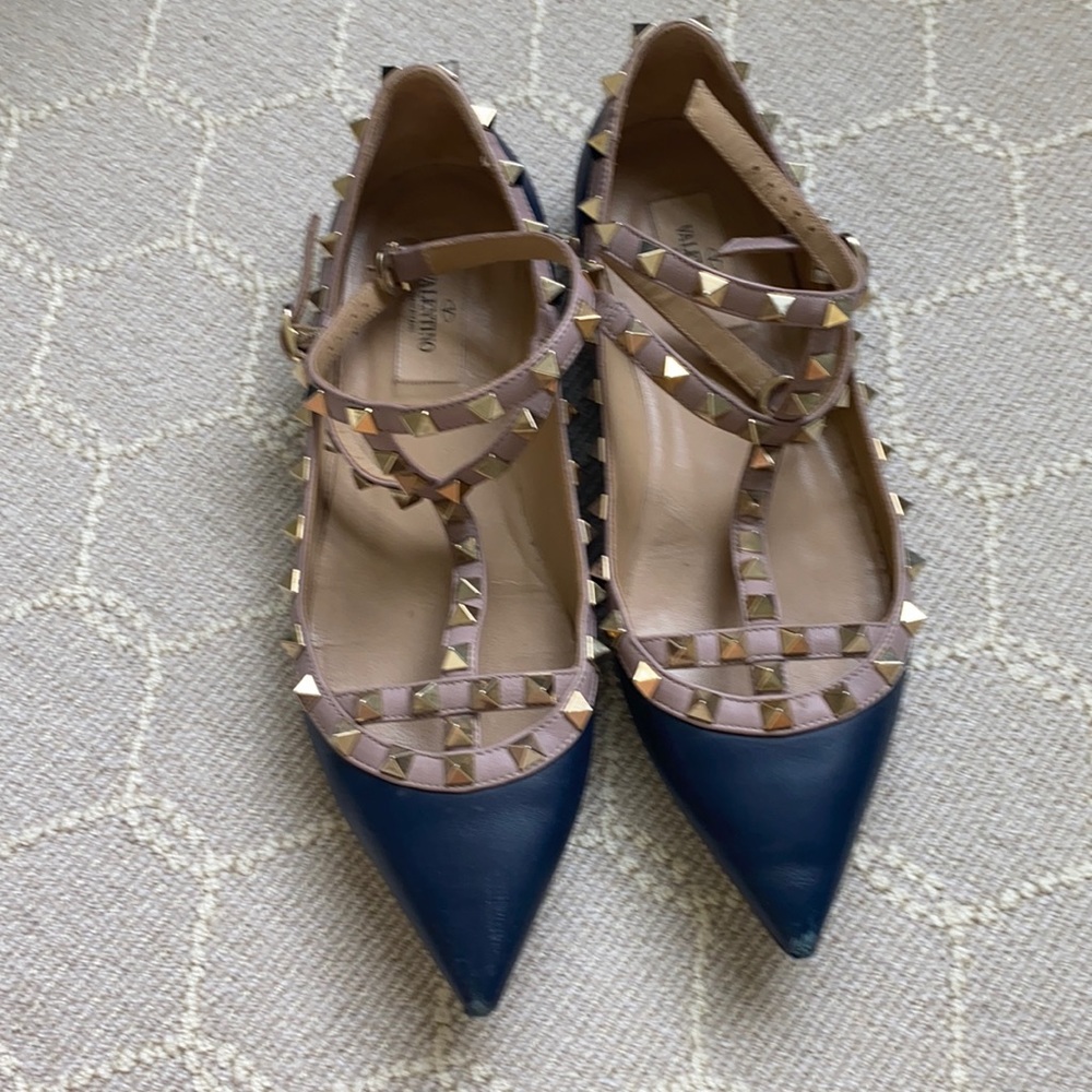 Valentino stud flats